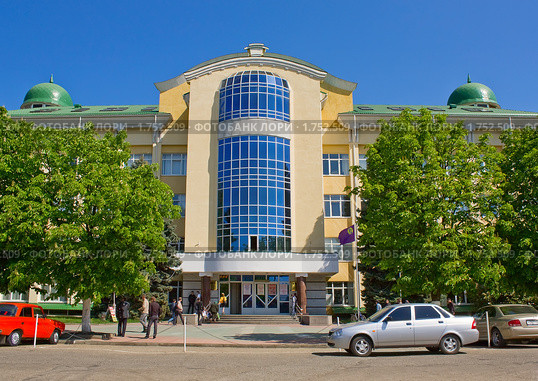 Адыгейский государственный университет (2010 год). Редакционное фото, фотограф LenaLeonovich / Фотобанк Лори