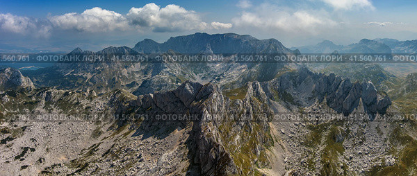 Aerial view of mountains in Durmitor. Стоковое фото, фотограф Михаил Коханчиков / Фотобанк Лори