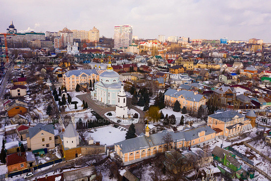 Alekseevo-Akatov monastery and the old residential quarters in the winter in Voronezh. Стоковое фото, фотограф Яков Филимонов / Фотобанк Лори