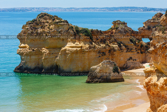 Algarve beach Dos Tres Irmaos (Portugal) Стоковое фото, фотограф Юрий Брыкайло / Фотобанк Лори