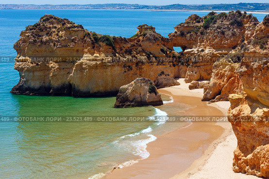 Algarve beach Dos Tres Irmaos (Portugal) Стоковое фото, фотограф Юрий Брыкайло / Фотобанк Лори