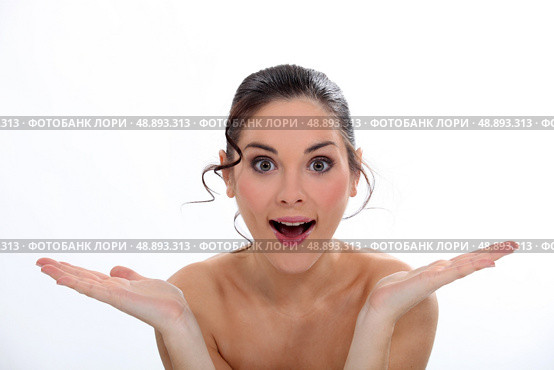 Amazed woman with bare shoulders. Стоковое фото, агентство Ingram Publishing / Фотобанк Лори