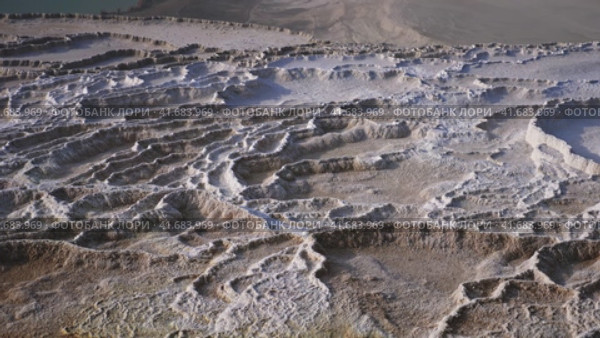 Amazing landscape of Pamukkale thermal springs with cascade of white calcite terraced baths, Turkey. Стоковое видео, видеограф Яков Филимонов / Фотобанк Лори