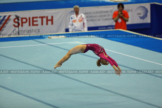 Анастасия Гришина на чемпионате Европы по спортивной гимнастике 2013 года. Москва, СК "Олимпийский" Редакционное фото, фотограф Игорь Долгов / Фотобанк Лори