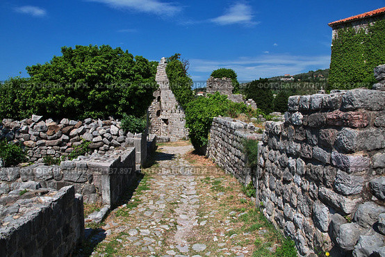 Ancient ruins of Stari Bar, Montenegro (2018 год). Стоковое фото, фотограф Сергей Стрелков / Фотобанк Лори