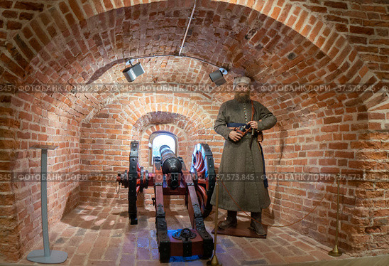 Артиллерия XVI—XVII в. Русский пушкарь (2018 год). Редакционное фото, фотограф Руслан Лесков / Фотобанк Лори