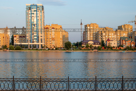 Астрахань, Набережная Приволжского Затона (2014 год). Стоковое фото, фотограф Павел Просянов / Фотобанк Лори