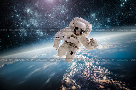 Astronaut in outer space. Стоковое фото, фотограф Андрей Армягов / Фотобанк Лори