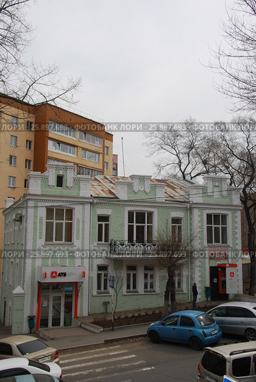 АТБ. Азиатско-Тихоокеанский банк.. Отделение банка в городе Владивостоке (2016 год). Редакционное фото, фотограф syngach / Фотобанк Лори