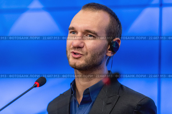 Австралийский оратор, меценат, писатель и певец, Ник Вуйчич (2016 год). Редакционное фото, фотограф Андрей Дегтярёв / Фотобанк Лори