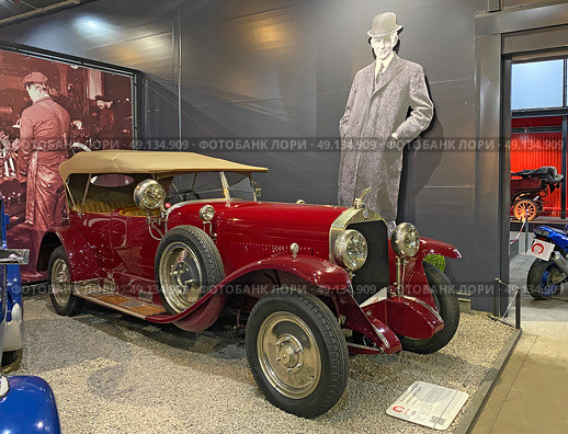 Автомобиль "Изотта Фраскини Про 8" (Isotta-Fraschini), 1924 г. Автомузей "Автомобили ира", Москва (2023 год). Редакционное фото, фотограф Мария Кылосова / Фотобанк Лори