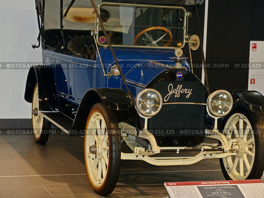 Автомобиль "Jeffery Mod. 93 Touring", 1914 г., механическая коробка передач, 4-ступенчатая, 40 л.с., компания Thomas B. Jeffery, США. Музей автомобильной техники. Верхняя Пышма, Россия, сентябрь 2020. Редакционное фото, фотограф Сергей Елизарьев / Фотобанк Лори