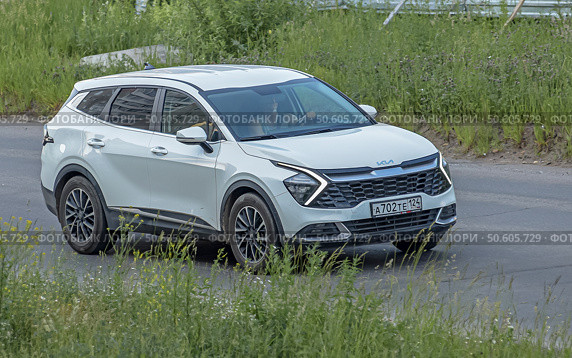 Автомобиль Kia Sportage. Редакционное фото, фотограф Анатолий Володин / Фотобанк Лори