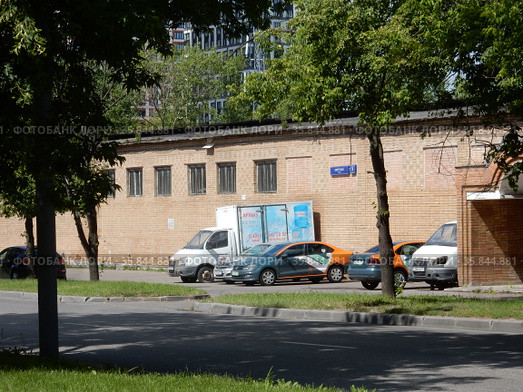 Автотехцентр «Дармина». Амурская улица, 5, строение 1. Район Гольяново. Город Москва (2020 год). Редакционное фото, фотограф lana1501 / Фотобанк Лори