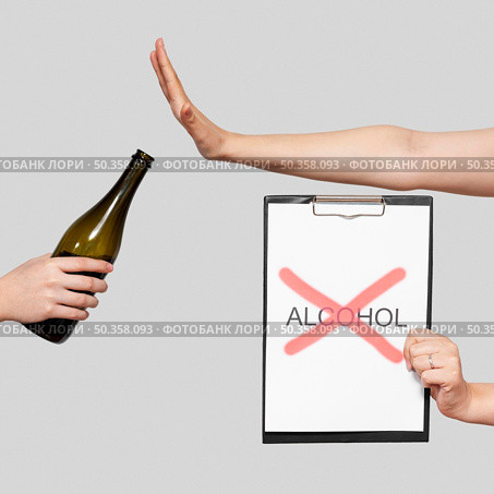 bad alcohol habit. Стоковое фото, агентство Ingram Publishing / Фотобанк Лори