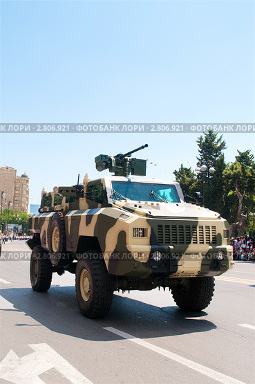 Баку  26 июня 2011. Военный парад в Баку. Азербайджан. Редакционное фото, фотограф Elnur / Фотобанк Лори