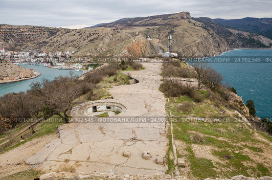 Балаклава. Береговая батарея №19 Драпушко (2017 год). Стоковое фото, фотограф Выскуб Анна / Фотобанк Лори
