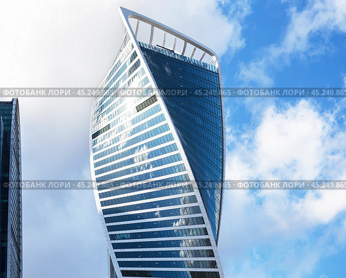 Башня Эволюция, Москва-сити. Фрагмент.  Skyscrapers of Moscow city (Moscow International Business Center), Russia (2015 год). Стоковое фото, фотограф Лариса Гордеева / Фотобанк Лори
