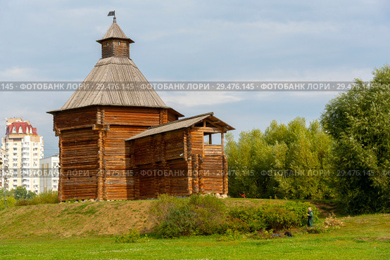 Башня Сумского острога (Моховая). Коломенское. Москва (2018 год). Редакционное фото, фотограф Александр Щепин / Фотобанк Лори