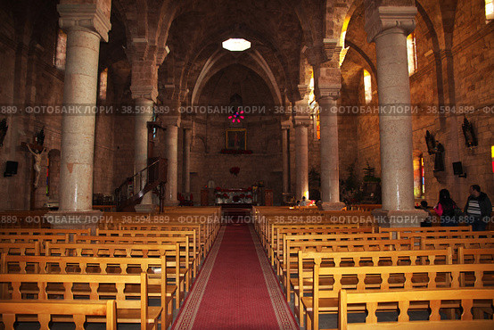 Batroun, Lebanon - 07 Jan 2018. The church in Batroun, Lebanon. Редакционное фото, фотограф Сергей Стрелков / Фотобанк Лори