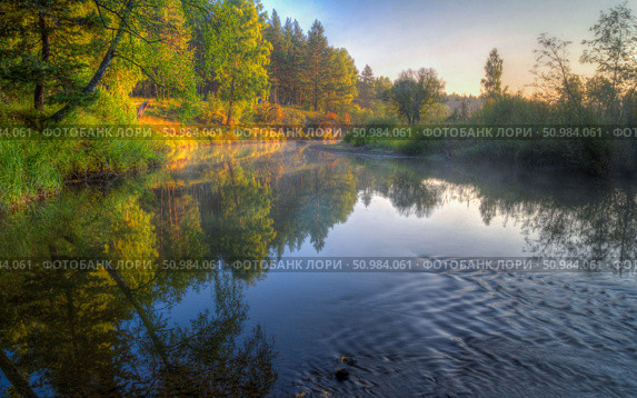 beautiful landscapes of the upper reaches of the Beloe River in the Southern Urals on an autumn morning. Стоковое фото, фотограф Акиньшин Владимир / Фотобанк Лори