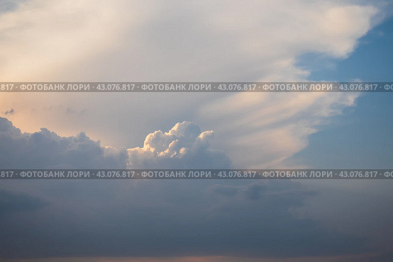 Beautiful sky background with clouds. Scenic cloudscape. Стоковое фото, фотограф Андрей Степанов / Фотобанк Лори