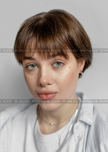 beautiful young female posing 15. Стоковое фото, агентство Ingram Publishing / Фотобанк Лори