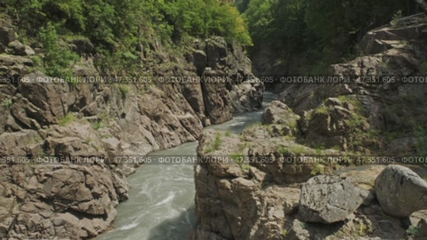 Belaya river in Caucasus mountains. Стоковое видео, видеограф Михаил Коханчиков / Фотобанк Лори