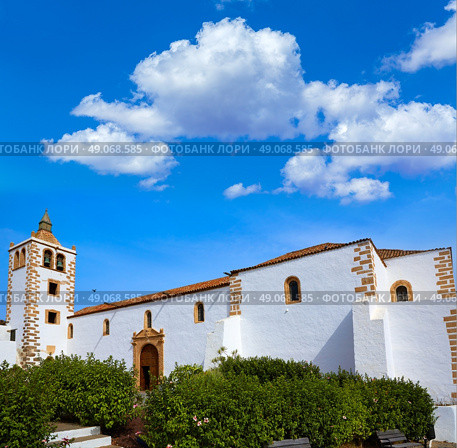 Betancuria Santa Maria church Fuerteventura at Canary Islands matriz cathedral. Стоковое фото, агентство Ingram Publishing / Фотобанк Лори