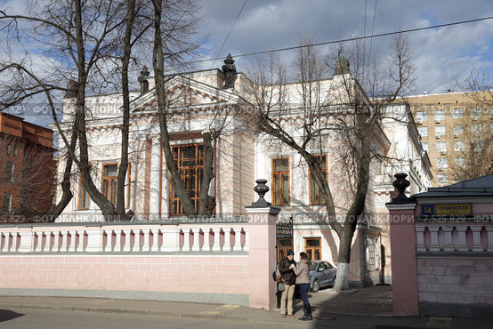 Библиотека искусств имени А.П.Боголюбова на улице  Сущевская, 14, стр. 1, 2 (2015 год). Редакционное фото, фотограф Дмитрий Неумоин / Фотобанк Лори