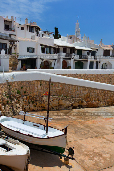 Binibequer Vell in Menorca Binibeca white village Sant Lluis at Balearic Islands (2013 год). Стоковое фото, фотограф Tono Balaguer / Ingram Publishing / Фотобанк Лори