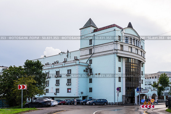 Бизнес-центр на Автозаводской, адрес: город Москва, 1-й Автозаводский проезд, дом 4, корпус 1. Редакционное фото, фотограф Господин Никто / Фотобанк Лори