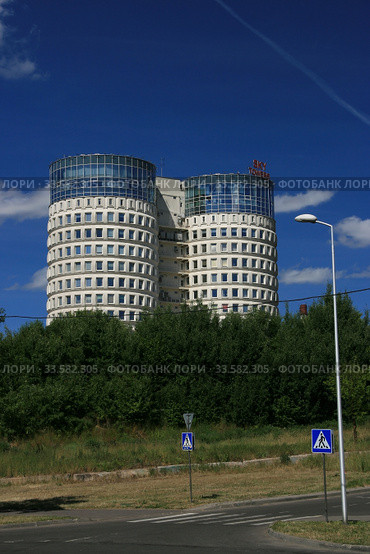 Бизнес-центр Sky Towers, Минск, Беларусь (2018 год). Стоковое фото, фотограф Марина Шатерова / Фотобанк Лори