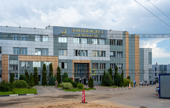 Бизнес-центр Золотое кольцо. Город Москва, Россия. Редакционное фото, фотограф Господин Никто / Фотобанк Лори