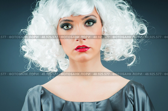 Blonde puppet in studio shooting. Стоковое фото, агентство Ingram Publishing / Фотобанк Лори