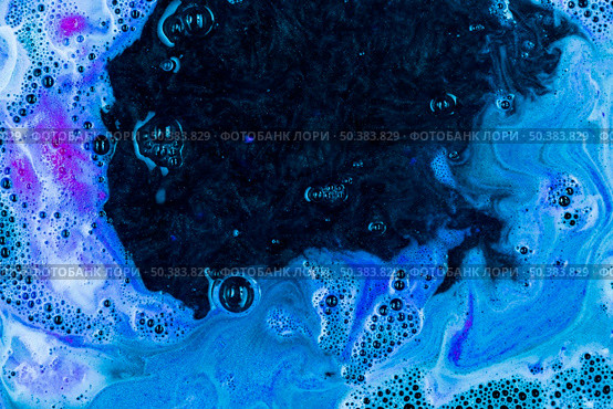 blue foam liquid. Стоковое фото, агентство Ingram Publishing / Фотобанк Лори