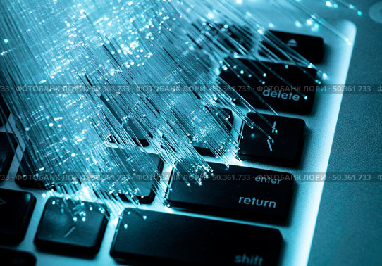 blue optic fiber with laptop. Стоковое фото, агентство Ingram Publishing / Фотобанк Лори
