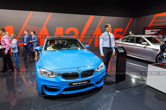 BMW M3 Седан. Московский международный автомобильный салон 2014. Редакционное фото, фотограф Сергей Лаврентьев / Фотобанк Лори