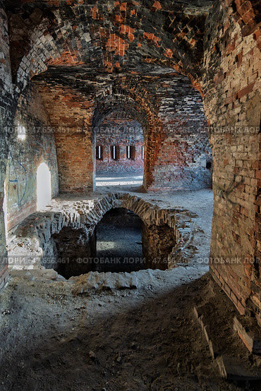 Бобруйская крепость, внутри редута. Редакционное фото, фотограф Пучков Андрей Александрович / Фотобанк Лори
