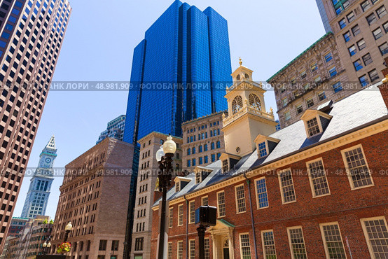 Boston Old State House buiding in Massachusetts USA. Стоковое фото, агентство Ingram Publishing / Фотобанк Лори
