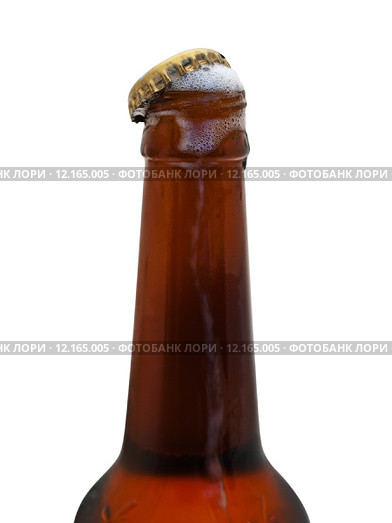 Bottleneck Of Fresh Beer Bottle With Open Cork. Стоковое фото, фотограф Sergej Razvodovskij / PantherMedia / Фотобанк Лори