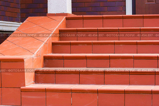Brown clinker tile porch. Стоковое фото, фотограф Юрий Поздников / Фотобанк Лори