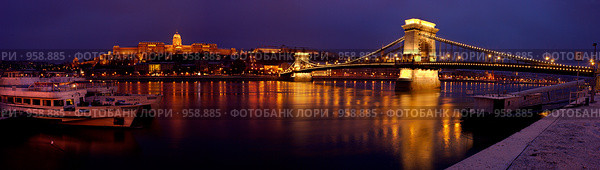 Будапешт, цепной мост и Буда (панорама) (2008 год). Редакционное фото, фотограф Paul Bee / Фотобанк Лори