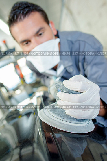 Buffering a car. Стоковое фото, агентство Ingram Publishing / Фотобанк Лори