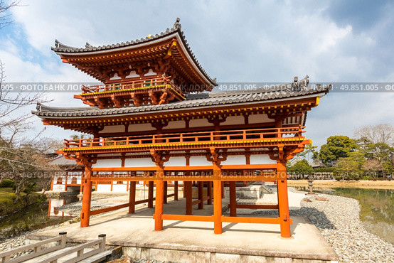 Byodo-in Temple at Uji Town Kyoto, Japan. Стоковое фото, агентство Ingram Publishing / Фотобанк Лори
