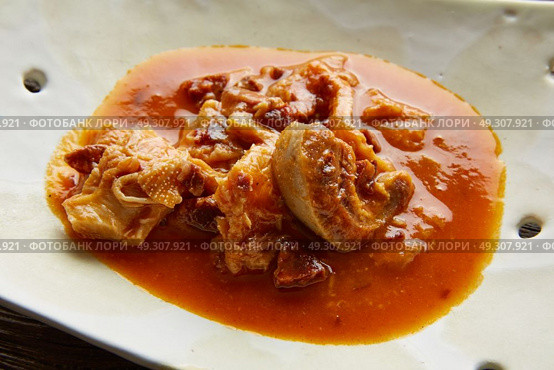 Callos Madrilena Tripe Madrid style recipe from spain Tapas. Стоковое фото, агентство Ingram Publishing / Фотобанк Лори