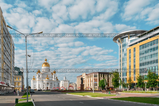 Cathedral of St. Theodore Ushakov in Saransk, consecrated in 2009, Russia. It is named after the Russian saint and Admiral Fyodor Ushakov. inscription above the entrance reads: Cathedral of the Holy Righteous Warrior Feodor Ushakov. 05.06.2023 , Saransk, Mordovia, Russia. Редакционное фото, фотограф Оксана Медведева / Фотобанк Лори