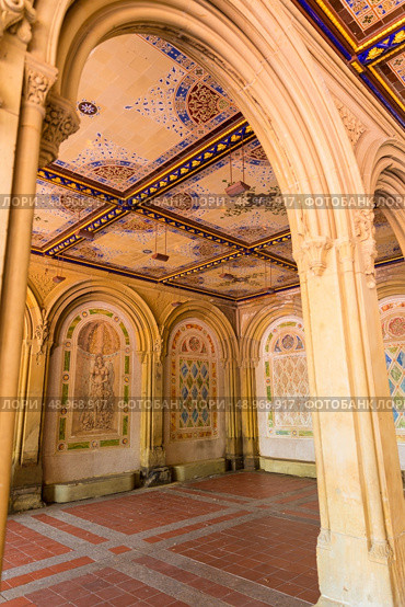 Central Park Bethesda Terrace underpass arcades New York Us. Стоковое фото, агентство Ingram Publishing / Фотобанк Лори