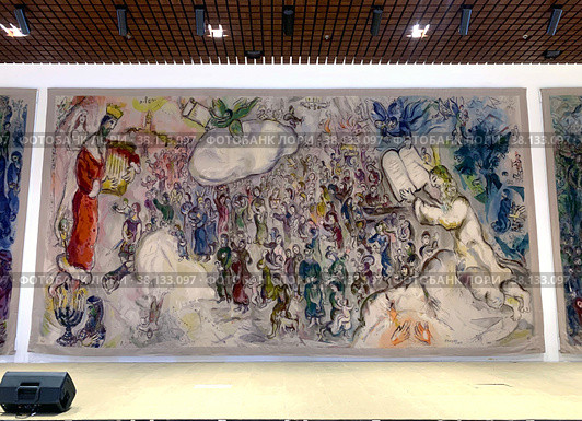 Central tapestry by Marc Chagall in the foyer of the Knesset (2022 год). Редакционное фото, фотограф Irina Opachevsky / Фотобанк Лори