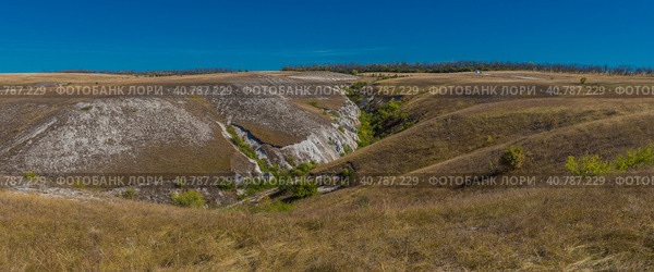 Chalk quarry in Divnogorie. the thickness of the chalk layer reaches 60 m. Стоковое фото, фотограф Анна Кривицкая / Фотобанк Лори